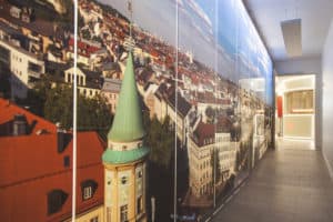 Clinic Endoskopische Brustvergrößerung | Axilläre Brust OP iatros-klinik